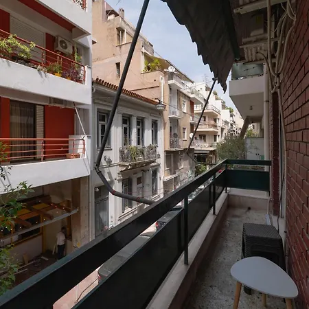 Local Urban Living 2Bd Apartment In Athens Exterior photo