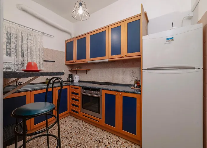 Local Urban Living 2Bd Apartment In Athens