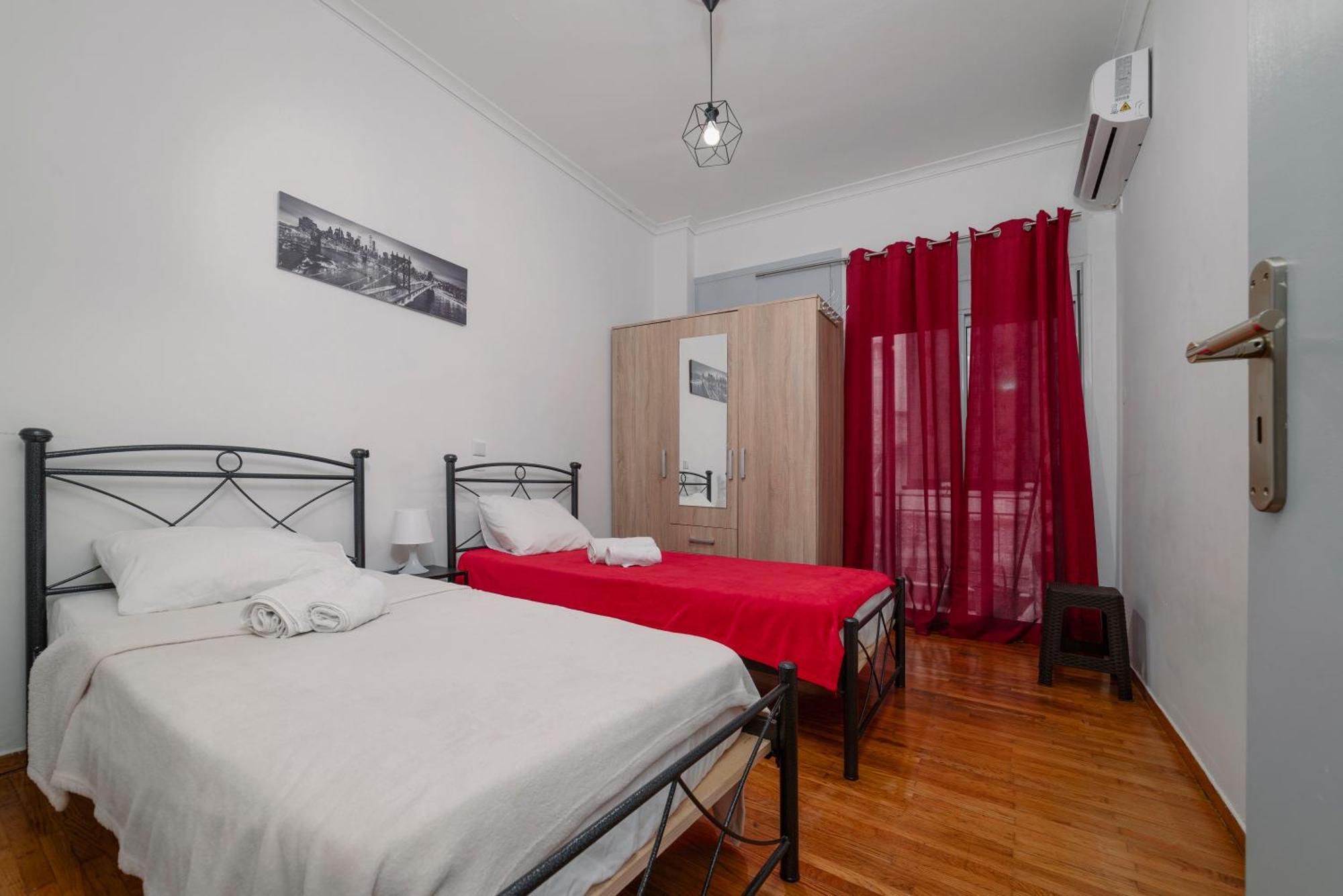 Apartment Local Urban Living 2bd In Athens