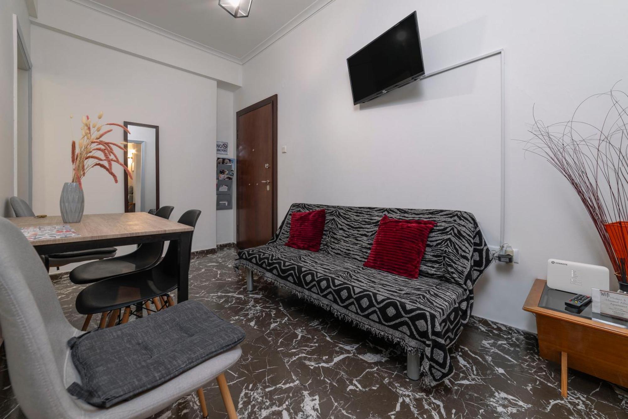 Local Urban Living 2bd In Athens